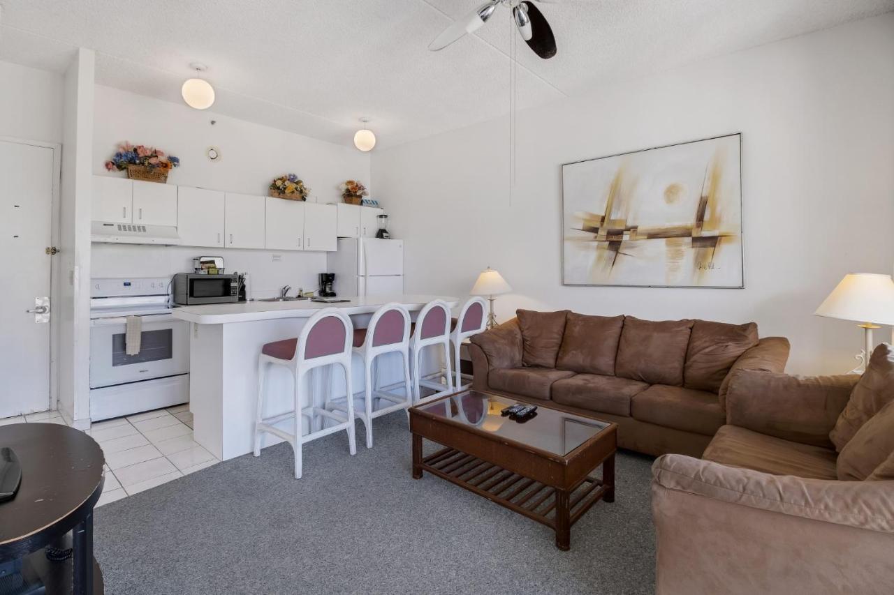 Sea View Condos At The Waikiki Banyan - Free Parking! Honolulu Exterior photo