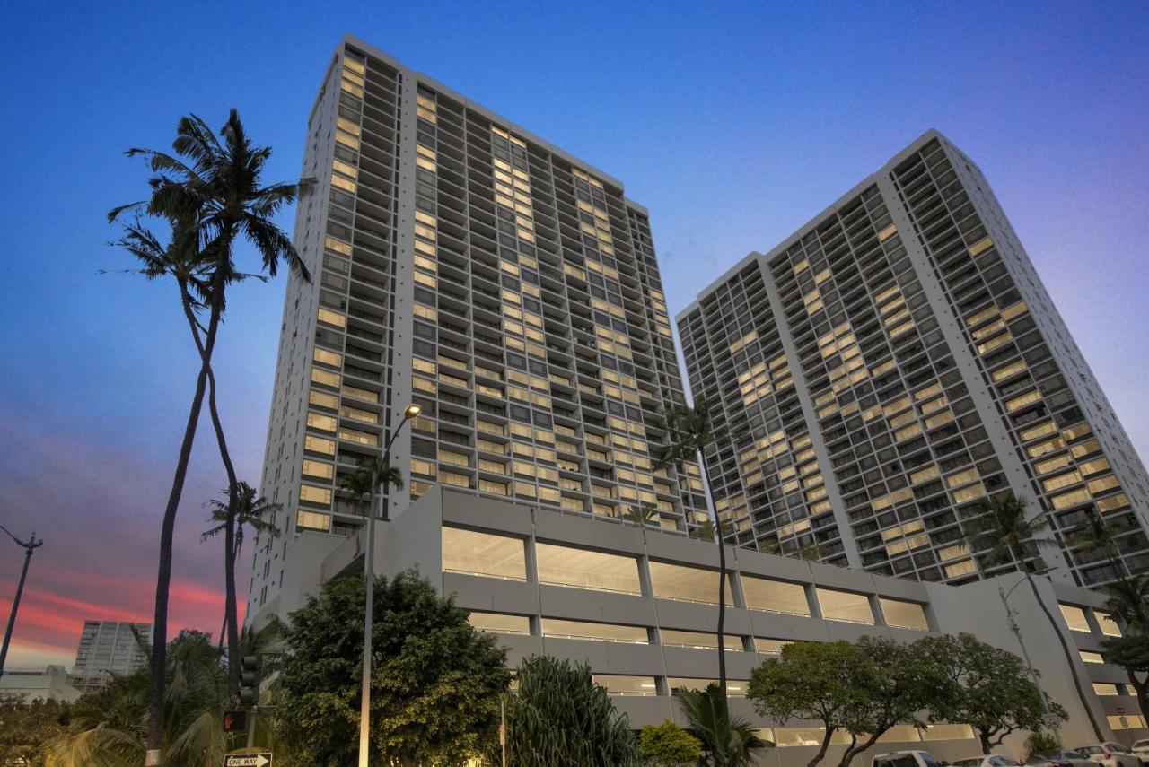 Sea View Condos At The Waikiki Banyan - Free Parking! Honolulu Exterior photo