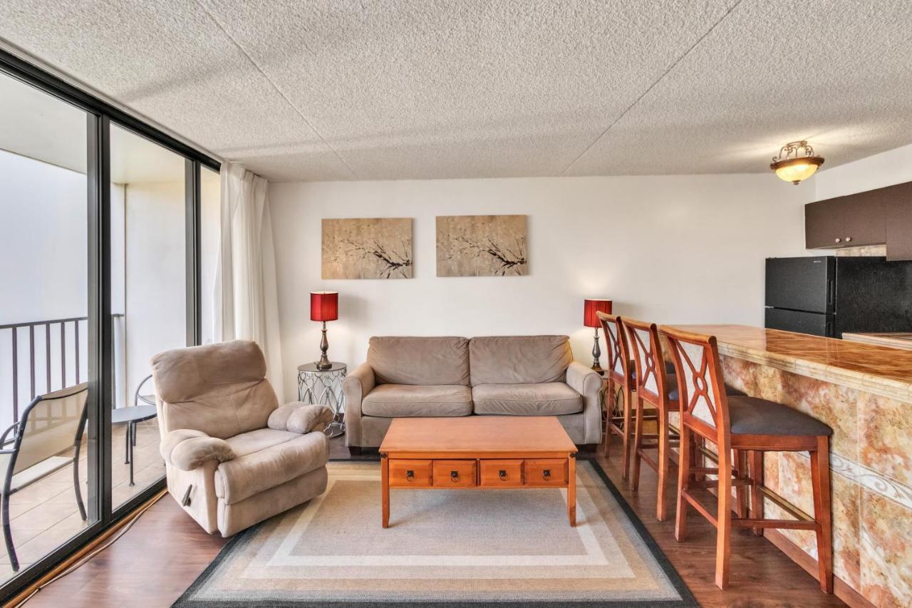 Sea View Condos At The Waikiki Banyan - Free Parking! Honolulu Exterior photo