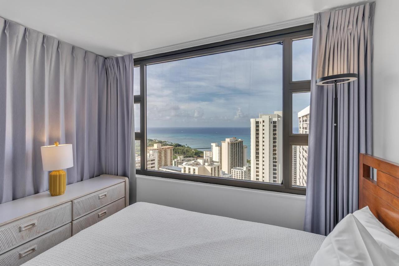 Sea View Condos At The Waikiki Banyan - Free Parking! Honolulu Exterior photo
