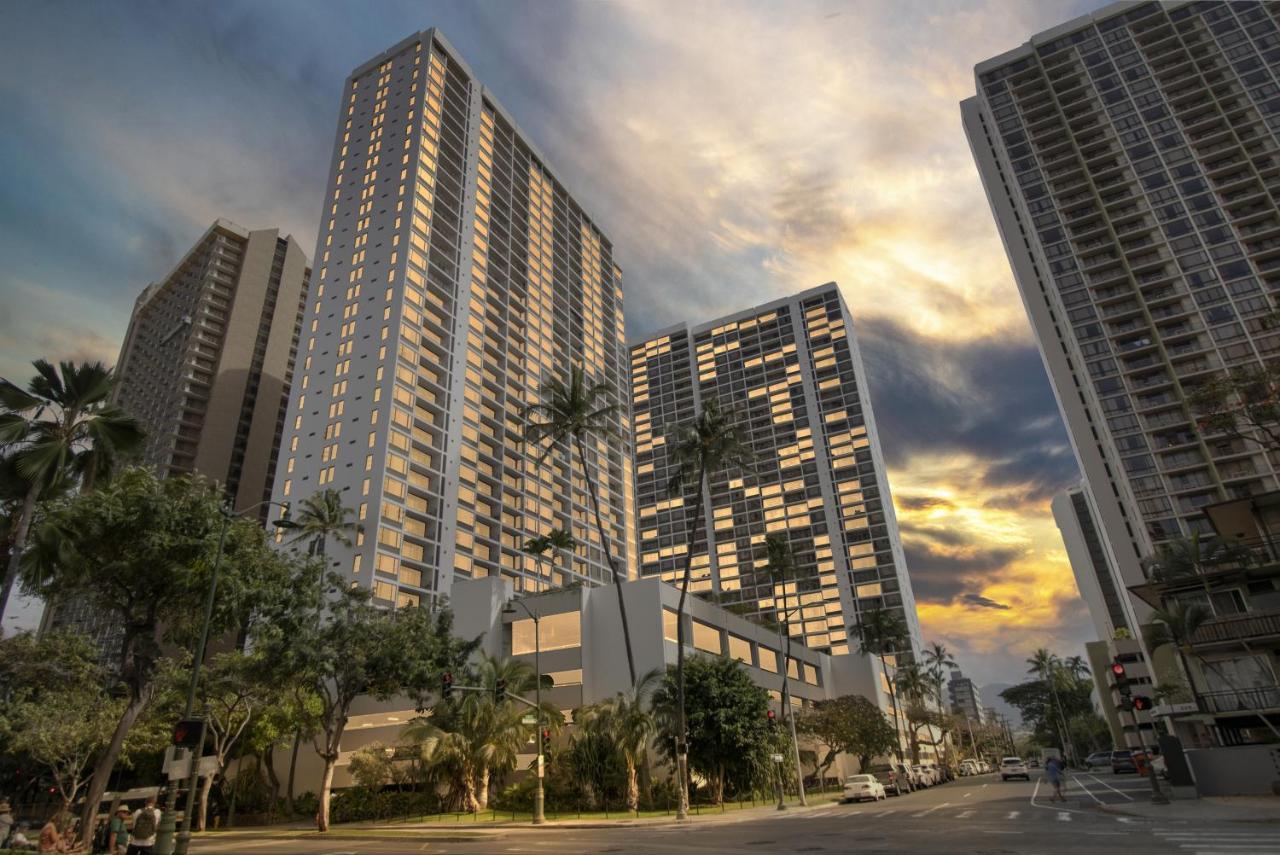 Sea View Condos At The Waikiki Banyan - Free Parking! Honolulu Exterior photo